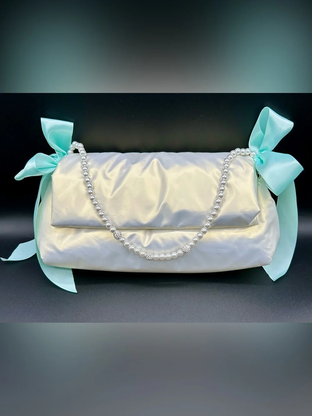 ANTHROPOLOGY Pearl Bag. Handbag & Clutches